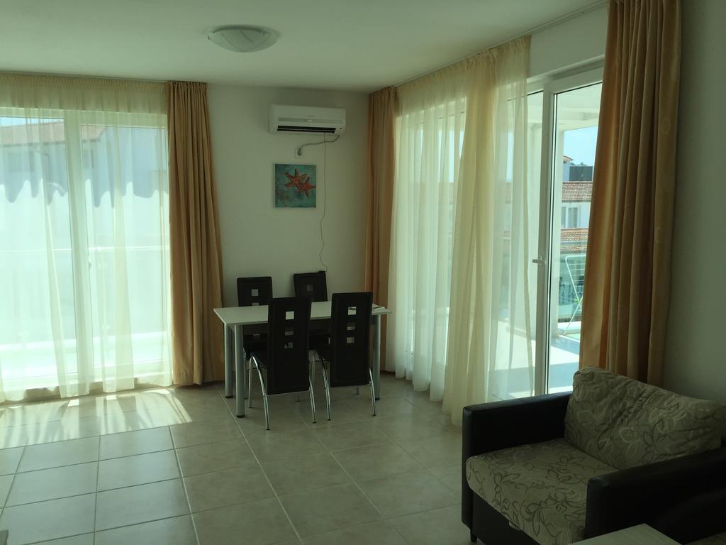 Sea Life Apartments Sinemorets Exterior foto