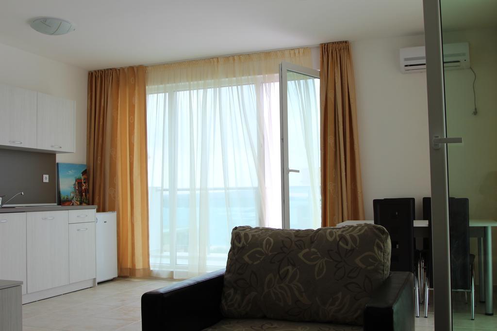 Sea Life Apartments Sinemorets Exterior foto