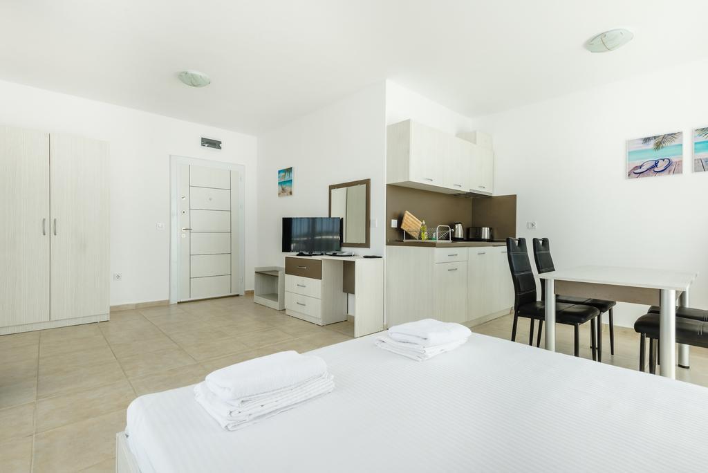 Sea Life Apartments Sinemorets Exterior foto